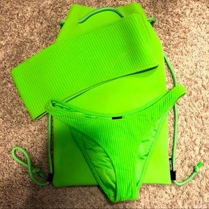 Triangl “Twinnie” in Zap lime S++ top/M bottom